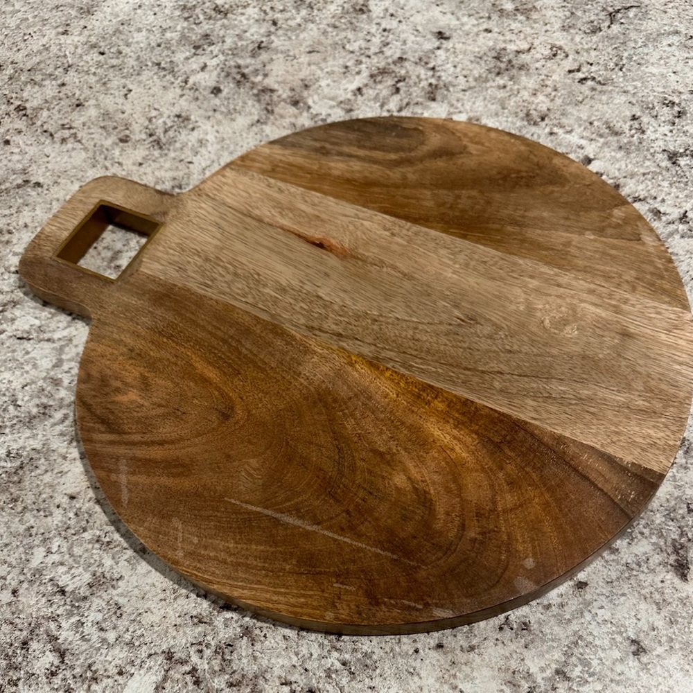 Charcuterie Board 12” diameter
